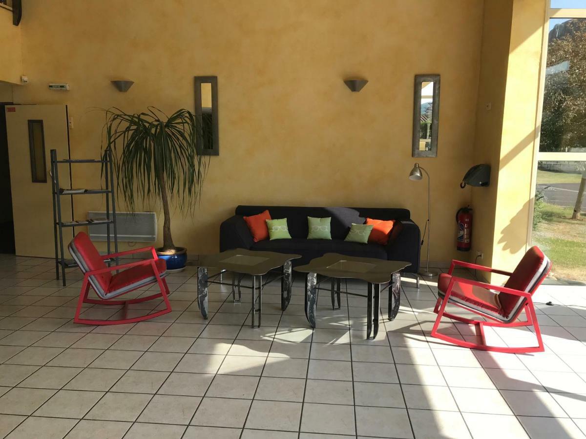 Hotel La Colombiere Cantal Massiac Exterior foto
